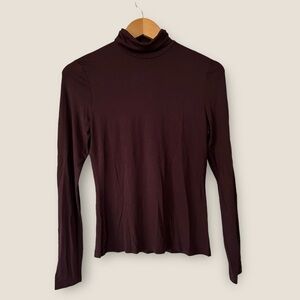 H&M Burgundy Jersey Turtleneck Top
